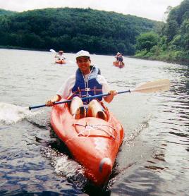 canoe12.jpg (19401 bytes)